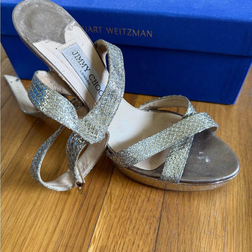 Jimmy Choo Gold Sandals Elegant Design
